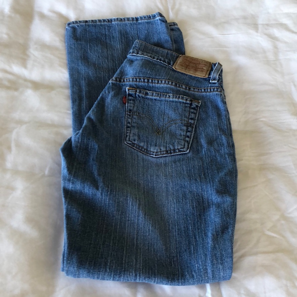 Levi’s jeans. Size 4.